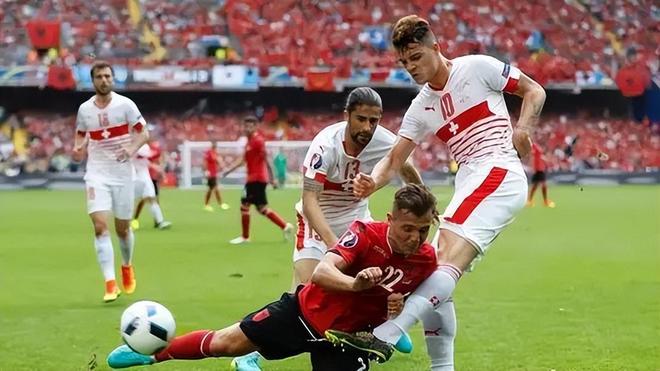 丹麦队在比赛中轻松击败以色列队