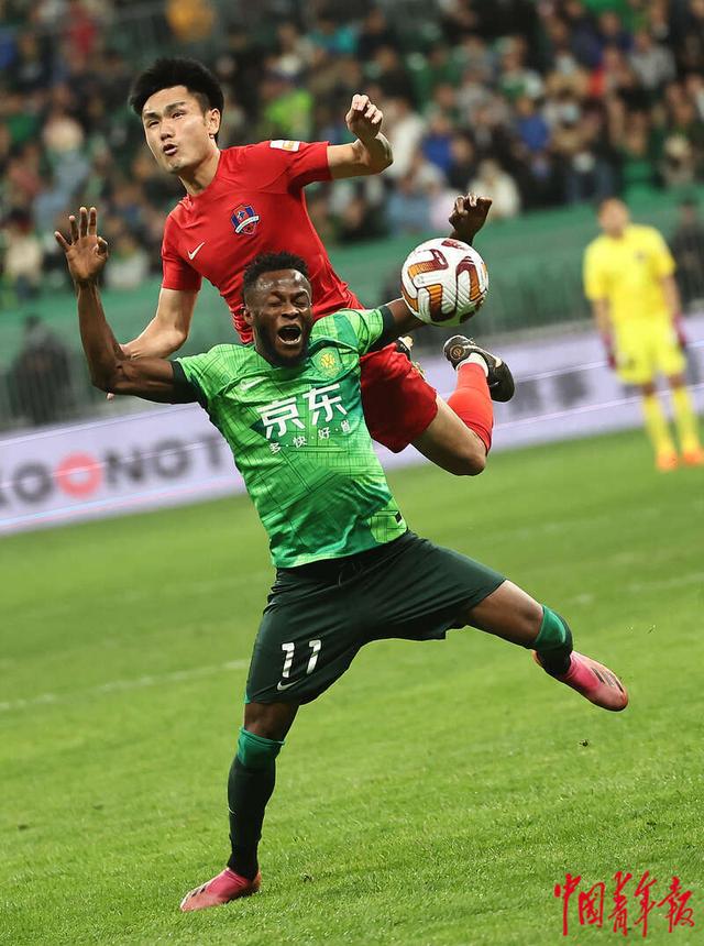 关于精彩对抗,球员个人英勇斗志的信息 关于精彩对抗,球员个人英勇斗志的信息