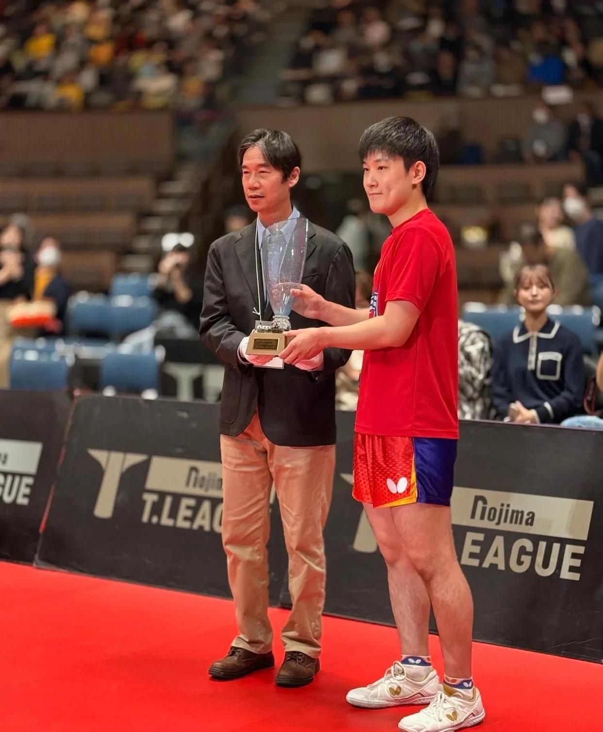 奥地利乒乓球队险胜英国乒乓球队，张本智和送出助攻的简单介绍