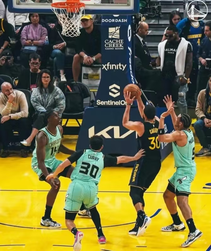 关于美国高中篮球锦标赛总决赛现场观战的信息 关于美国高中篮球锦标赛总决赛现场观战的信息