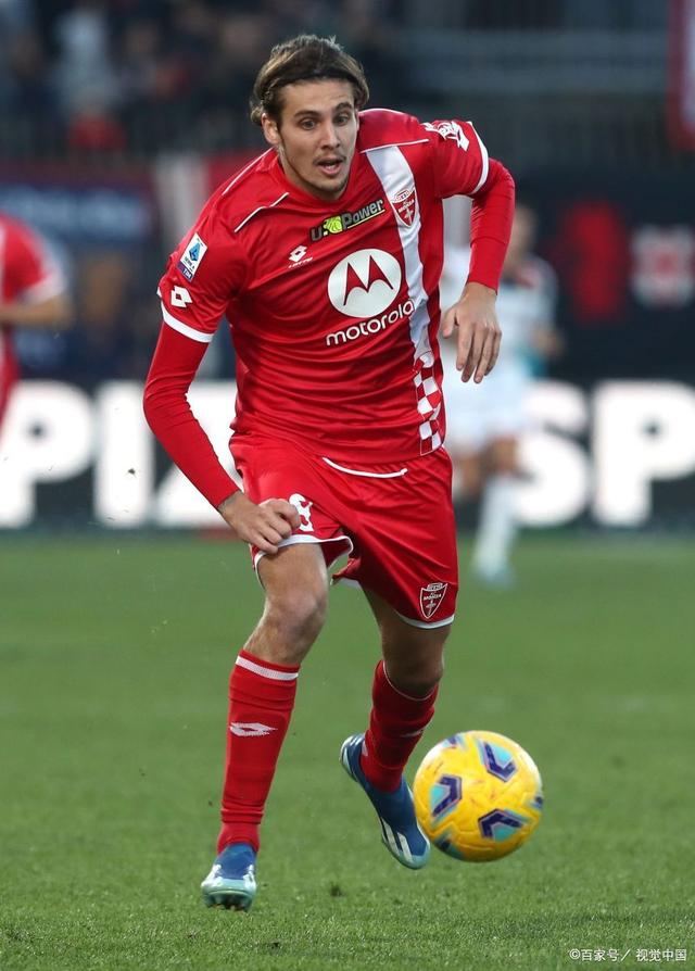 佛罗伦萨后防故障，连续两场失球打击信心的简单介绍