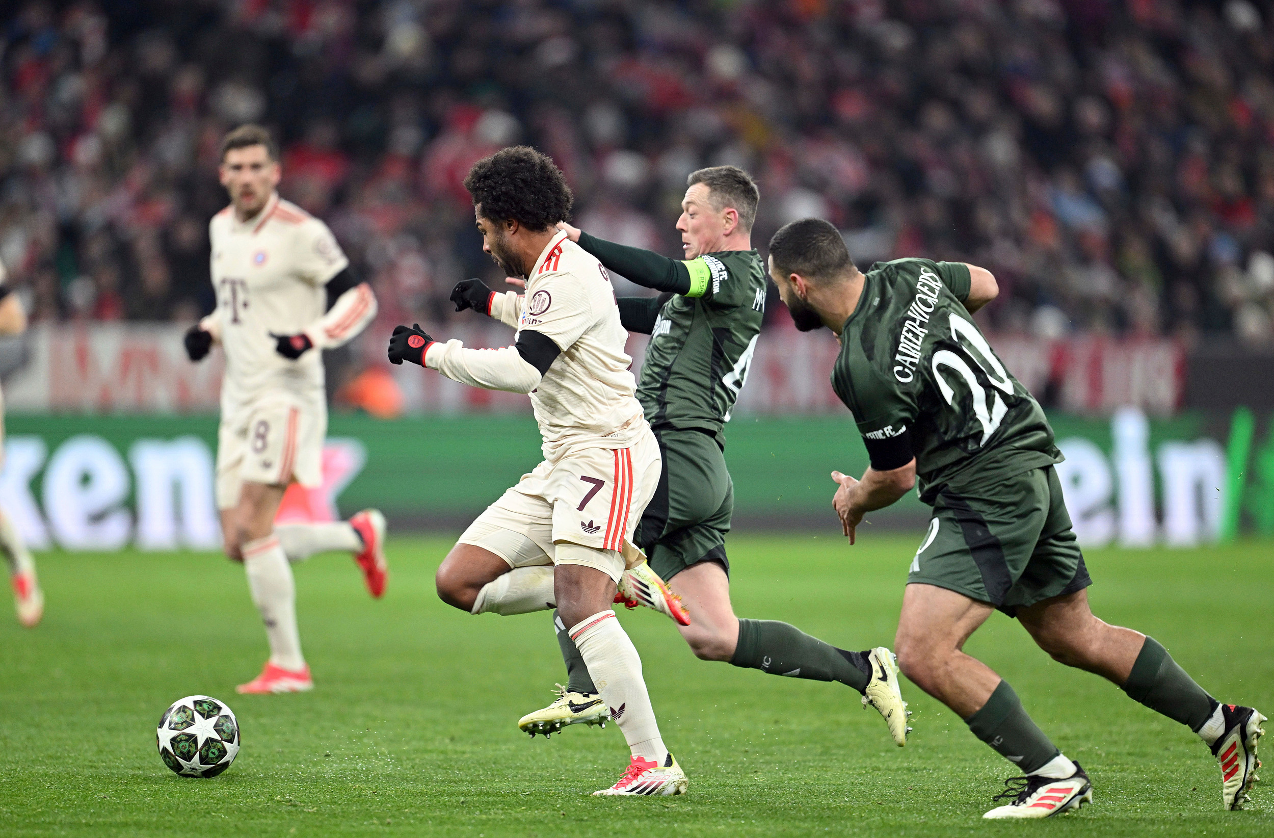 塞维利亚险胜皇马，哈里·凯恩一己之力扛起全队的简单介绍