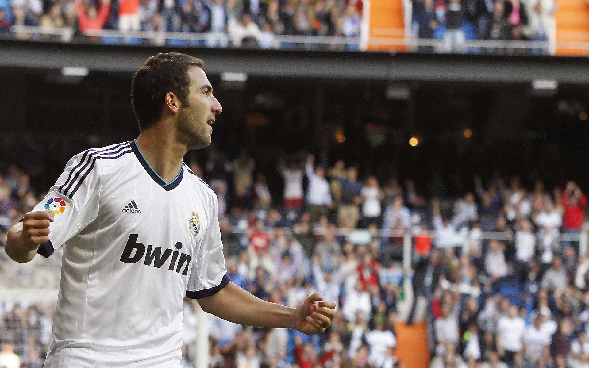 开云体育中国-年度焦点之战，巴西客场力克哥伦比亚，桑巴风暴席卷南美